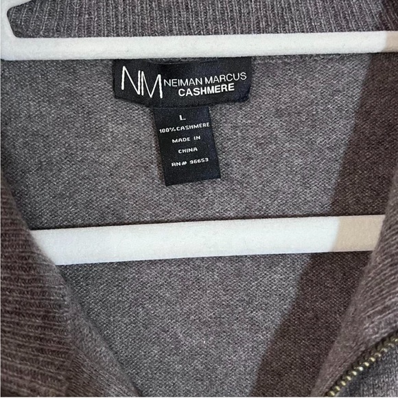 Neiman Marcus 100% Cashmere Dark Grey Zip-Up Vest Size Large - Picture 4 of 6